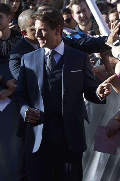 Tom Cruise trẻ trung bên các bạn diễn xinh đẹp ảnh 5 Anh không một lần chia sẻ về lý do hôn nhân tan vỡ trên mặt báo