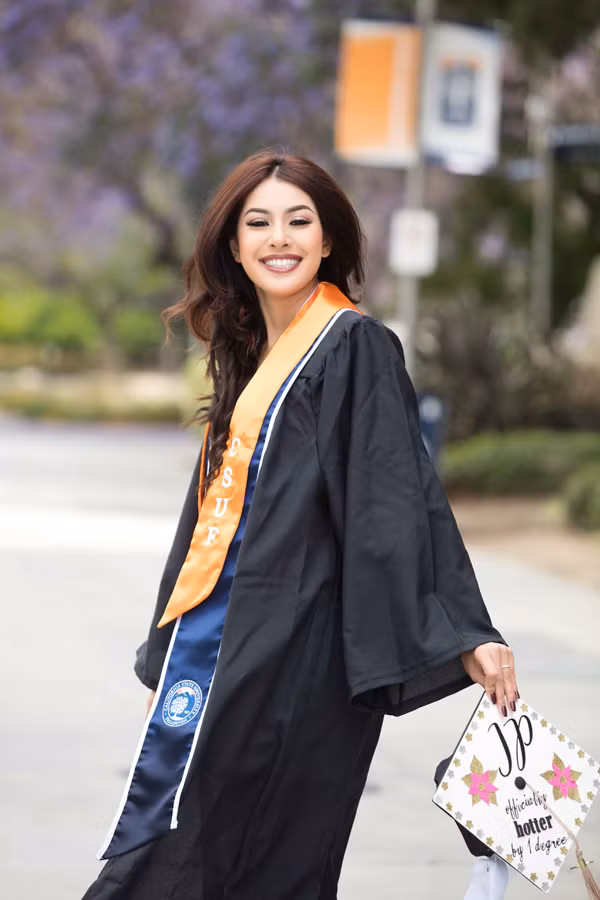 jennifer-pham-lam-stylist-chup-hinh-cho-em-gai-trong-ngay-tot-nghiep-7