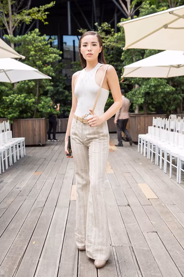 nha-thiet-ke-viet-chuong-mot-to-chuc-show-dien-ngoai-troi-1