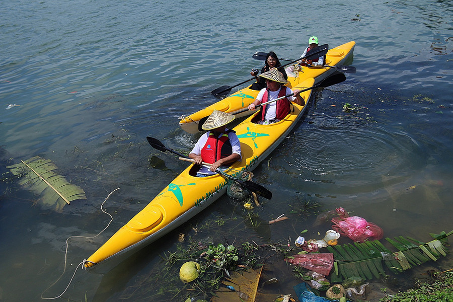 Tour nhặt rác được du khách nước ngoài ưa chuộng 2 Tour nhặt rác được du khách nước ngoài ưa chuộng 2