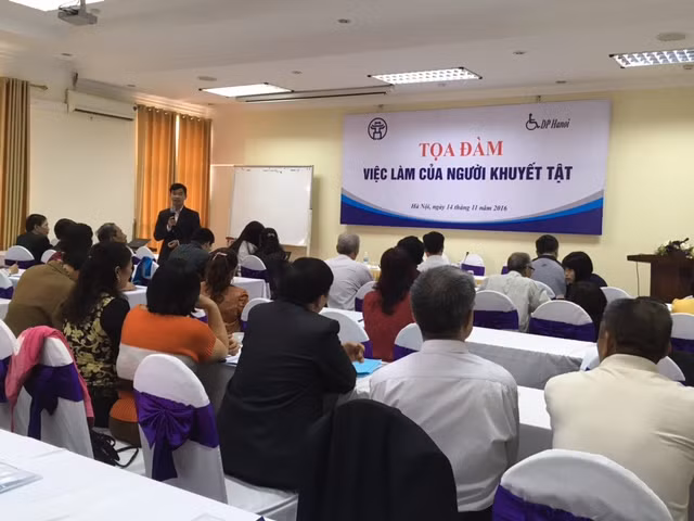 Quang cảnh buổi tọa đàm