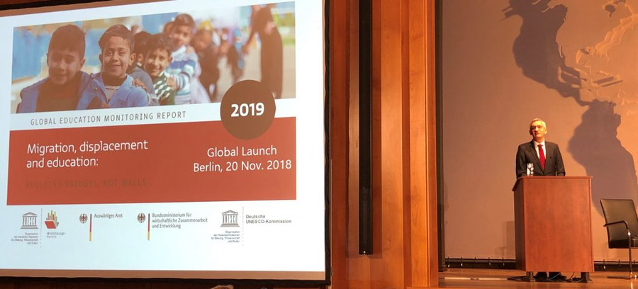 Bộ trưởng Nhà nước trong Bộ Hợp tác và Phát triển Kinh tế Liên bang, Martin Jager, công bố cam kết mới của Đức về ECW Bộ trưởng Nhà nước trong Bộ Hợp tác và Phát triển Kinh tế Liên bang, Martin Jager, công bố cam kết mới của Đức về ECW