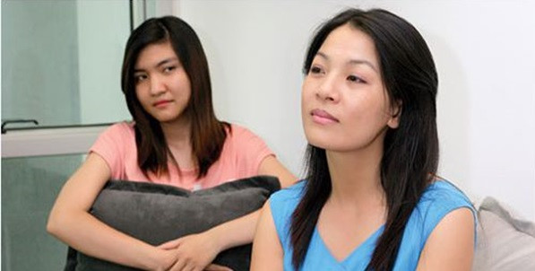 Trố mắt khi chị kết nghĩa gỡ xương cá, bưng canh cho chồng hình ảnh 1 tro mat khi chi ket nghia go xuong ca, bung canh cho chong hinh anh 1
