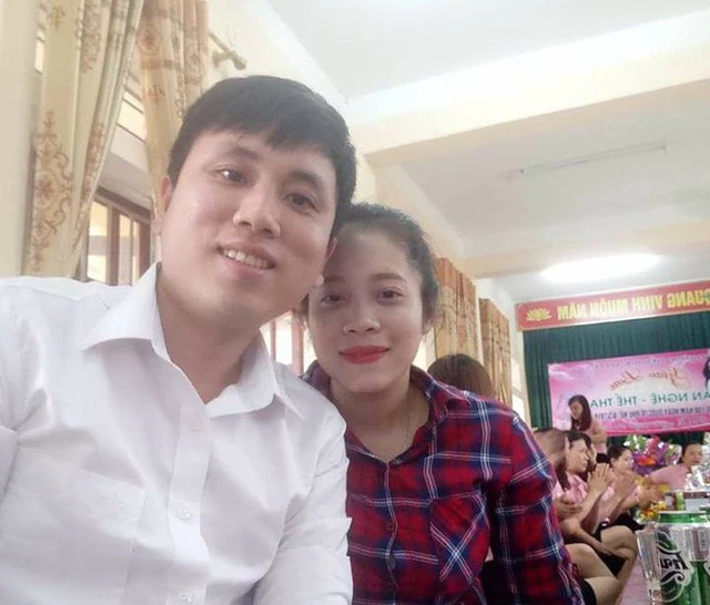 Hai thầy cô nên duyên nhờ cắm bản