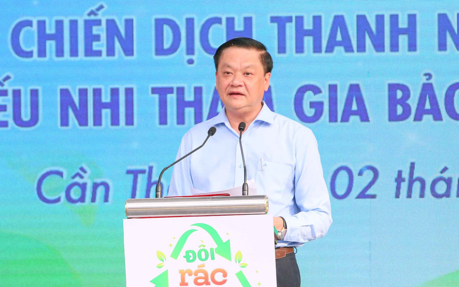 Ông Dương Tấn Hiển, Phó Chủ tịch UBND TP Cần Thơ phát biểu tại sự kiện. Ông Dương Tấn Hiển, Phó Chủ tịch UBND TP Cần Thơ phát biểu tại sự kiện.