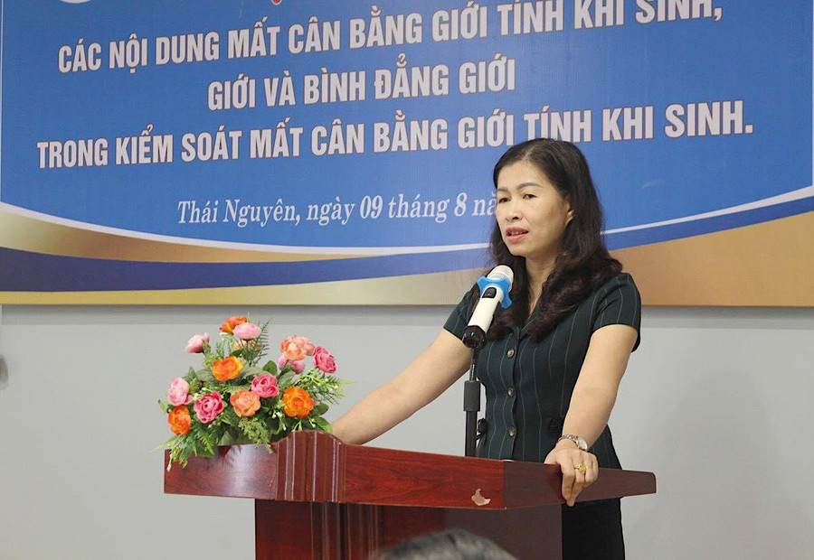 Bà Hồ Thị Thanh Thuỷ - Chi cục trưởng Chi cục Dân số - kế hoạch hoá gia đình tỉnh Thái Nguyên Bà Hồ Thị Thanh Thuỷ - Chi cục trưởng Chi cục Dân số - kế hoạch hoá gia đình tỉnh Thái Nguyên