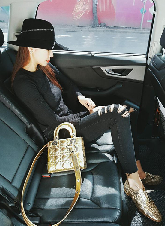 sao-viet-len-do-dep-xinh-trong-tuan-thoi-tiet-mat-me-7