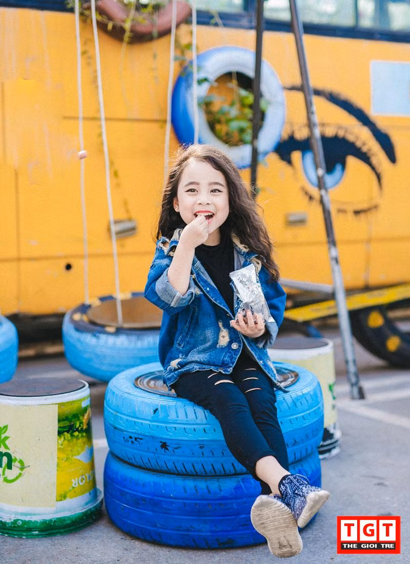 Siêu mẫu nhí 6 tuổi với style cực sành điệu ở Hà Thành ảnh 10