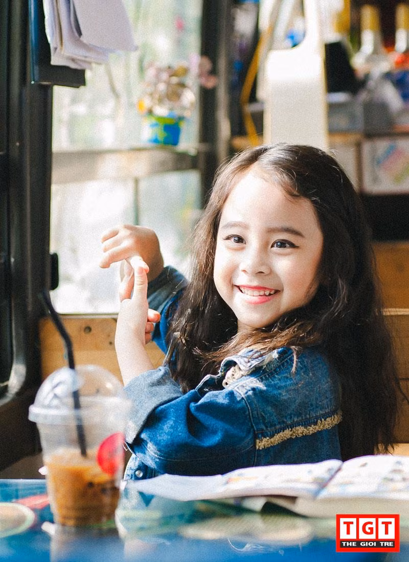Siêu mẫu nhí 6 tuổi với style cực sành điệu ở Hà Thành ảnh 8