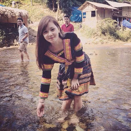 “hotgirl dan toc” tung bi chong sap cuoi gia lam nguoi giao hang den nha xem mat - 1