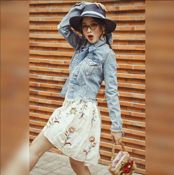 Angela Phương Trinh lại khiến fan “phát sốt phát rét” khi tung chiêu mới ảnh 4 angela phuong trinh lai khien fan "phat sot phat ret" khi tung chieu moi - 4
