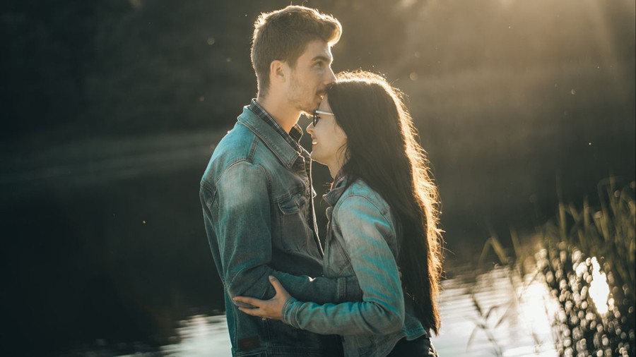 Người hướng nội không thích nói chuyện phiếm. (Ảnh: ITN).