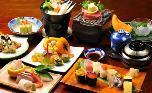 Cá là món ăn truyền thống phổ biến nhất của người Nhật. Ảnh: Huffpost