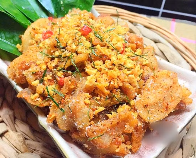 Tóp mỡ rang muối kiểu mới không chỉ ngon ngất ngây mà còn rẻ bất ngờ