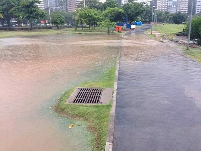 Những công trình khiến kỹ sư cũng phải khóc mếu - Hình 8