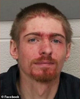 Nuckols, người đàn ông ngồi xe lăn đã trộm nhà, khi chủ đi vắng. Ảnh: Foxnews.