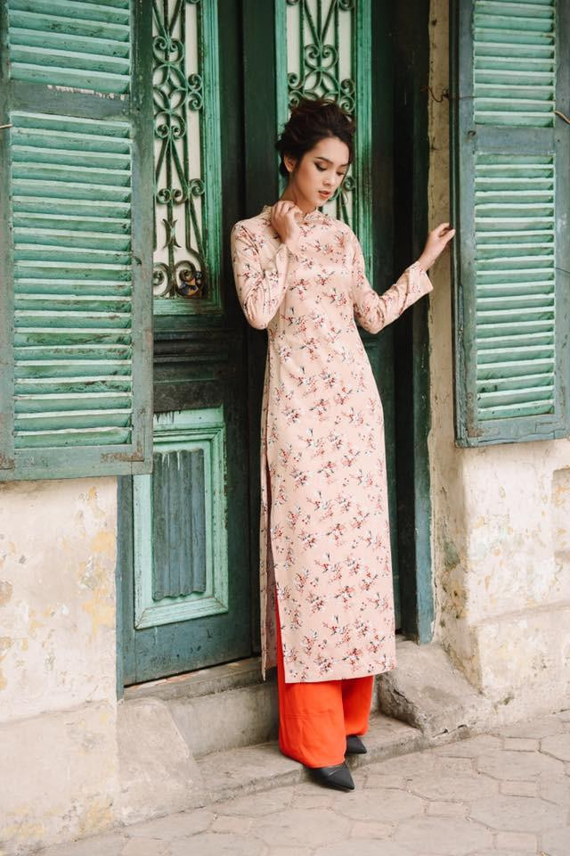 con-1-thang-nua-la-tet-va-day-la-7-mau-ao-dai-duyen-dang-nhat-cho-cac-nang-dien-trong-tet-nay1-2018-01-18-12-04