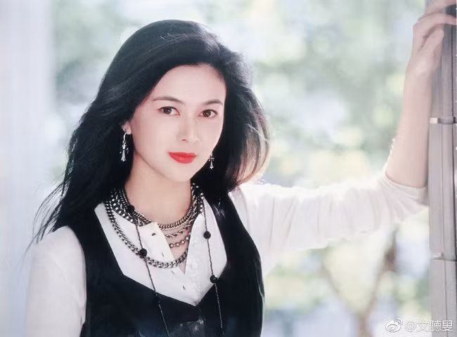 Mỹ nhân khiến Lưu Đức Hoa phải thốt lên rằng: Cô ấy là người đẹp nhất tôi từng gặp là ai? - Ảnh 14.