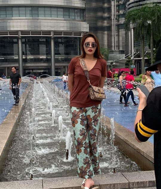 Chưa rõ có phát tướng hay không, chỉ chắc chắn rằng đây là bộ street style xấu nhất mà Kỳ Duyên từng mặc - Ảnh 1. Chưa rõ có phát tướng hay không, chỉ chắc chắn rằng đây là bộ street style xấu nhất mà Kỳ Duyên từng mặc - Ảnh 1.