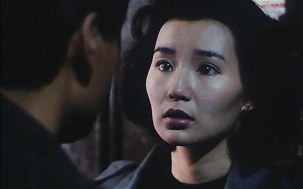 Sự nghiệp rực rỡ và nhan sắc khuynh thành thời kỳ vàng son của Trương Mạn Ngọc - Ảnh 9. Sự nghiệp rực rỡ và nhan sắc khuynh thành thời kỳ vàng son của Trương Mạn Ngọc - Ảnh 9.