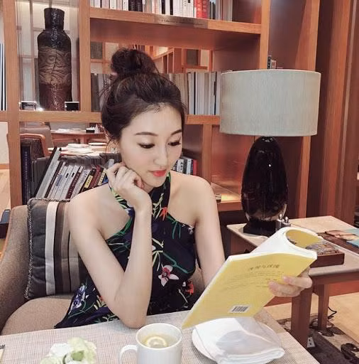 bo chong gia ty phu den voi dai gia giau gap 3: nhan sac a hau nay ra sao? - 4