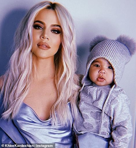 Biết nhà Kardashian giàu nhưng ai ngờ giàu đến độ này: Thầu hẳn khu đất khổng lồ xây 6 biệt thự trăm tỷ chỉ vì 1 lý do đơn giản - Ảnh 6. Biết nhà Kardashian giàu nhưng ai ngờ giàu đến độ này: Thầu hẳn khu đất khổng lồ xây 6 biệt thự trăm tỷ chỉ vì 1 lý do đơn giản - Ảnh 6.