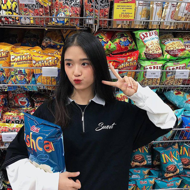 Hội g&#225;i xinh mới 17 tuổi đ&#227; nổi tiếng rần rần: To&#224;n cực phẩm học đường, c&#243; người được b&#225;o Trung ca ngợi với loạt mỹ từ - Ảnh 12.