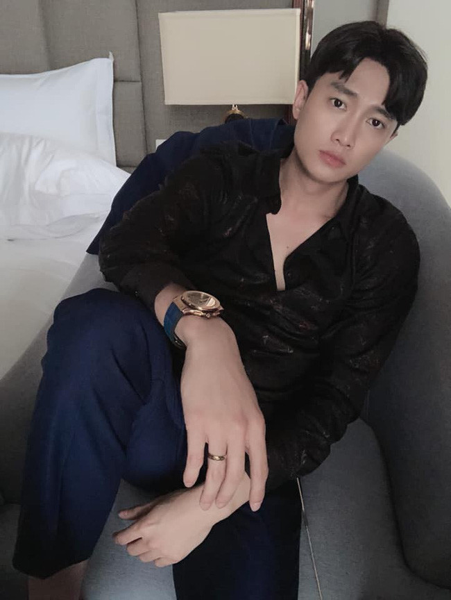 Rộ nghi án Quốc Trường - Hiện tượng của Về nhà đi con đã có vợ khi fan soi ra chi tiết nhỏ này - Ảnh 2.