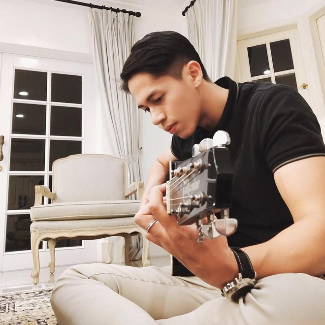 Arsyah Rasyid cũng là người tâm lý và có năng khiếu nghệ thuật. Hot girl Indonesia va chuyen tinh 4 nam voi CEO 9X noi tieng hinh anh 8