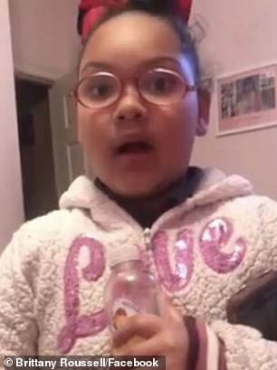 be gai 6 tuoi ke ve cuoc gap go quai vat momo khi dang xem hoat hinh peppa - 2