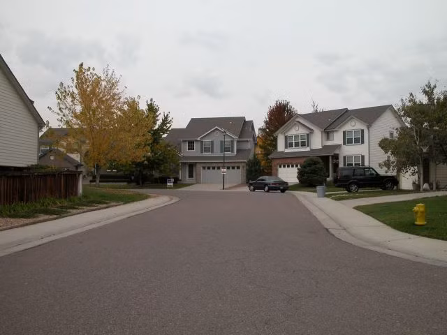 Nhà tại ngã ba phúc hay họa?