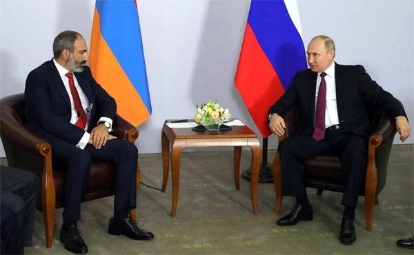 Nga cũng cấp vũ khí cho Armenia trị giá 200 triệu USD theo ngân sách cho vay đặc biệt