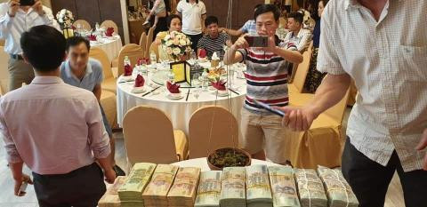 1 đốt lan giá 3,5 tỷ đồng: Ai mua?