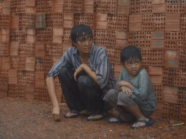 5 phận “gà trống nuôi con” đầy cảm động khiến khán giả phim Việt không thể cầm lòng - Ảnh 6.