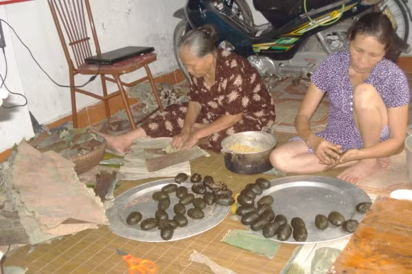 Rằm tháng 7, cúng rằm, Tết, báo hiếu, đoàn tụ