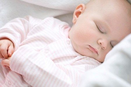 10 điều bố mẹ phải nhớ khi chăm sóc bé sơ sinh