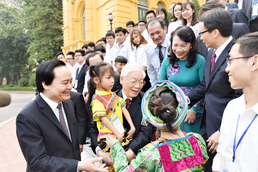 Tổng Bí thư, Chủ tịch nước Nguyễn Phú Trọng nhấn mạnh: “Chưa bao giờ chúng ta có được sự nghiệp giáo dục như hôm nay”