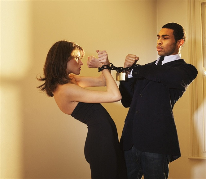 vo cang hu chong cang khong dam ngoai tinh hinh anh 1