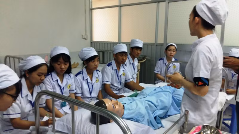 Đào tạo Điều dưỡng viên tại Trường Cao đẳng Y tế Cần Thơ