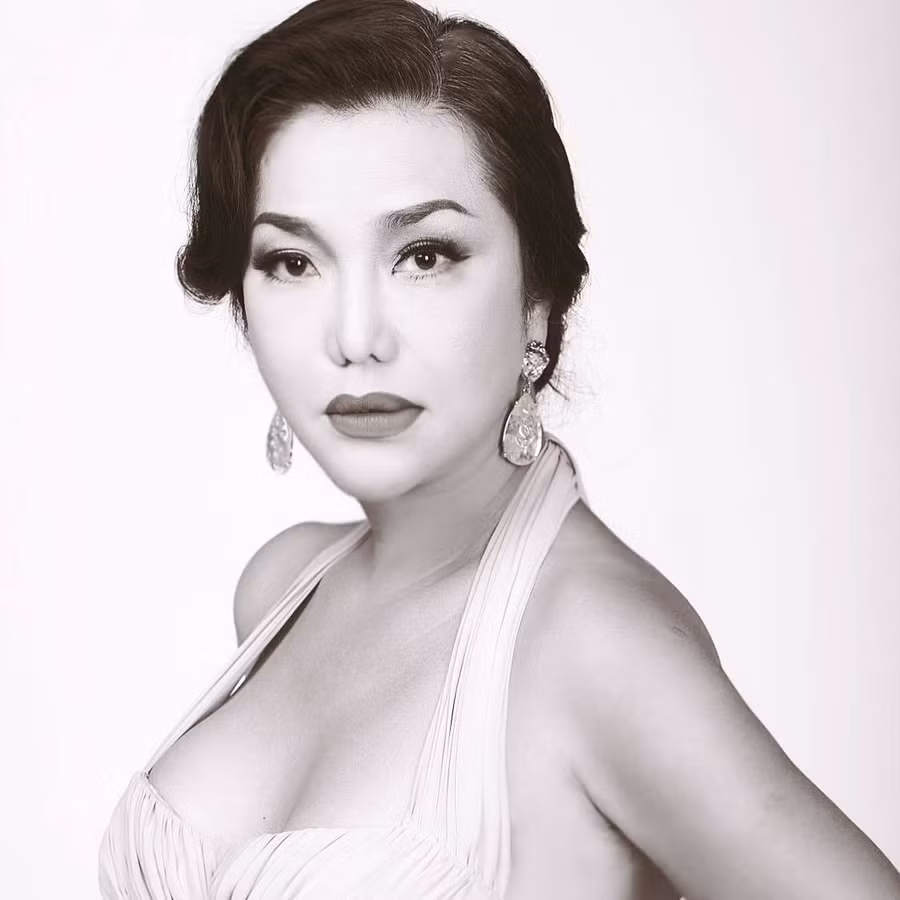 Nỗi đau khó ai thấu của các mỹ nhân chuyển giới Việt