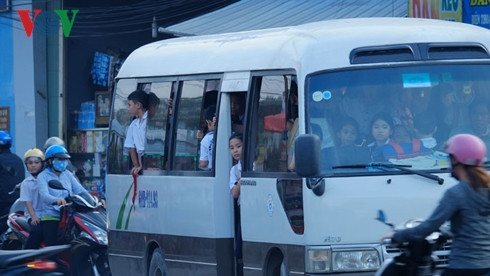 đồng nai: xe hết niên hạn, hết đăng kiểm thành xe đưa rước hình 3 dong nai: xe het nien han, het dang kiem thanh xe dua ruoc hinh 3