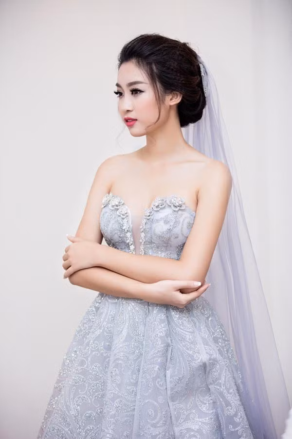 Hoa hậu Việt Nam khó lấy chồng đại gia hơn các Á hậu?-18