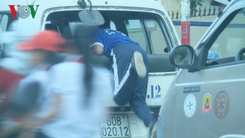 đồng nai: xe hết niên hạn, hết đăng kiểm thành xe đưa rước hình 2 dong nai: xe het nien han, het dang kiem thanh xe dua ruoc hinh 2
