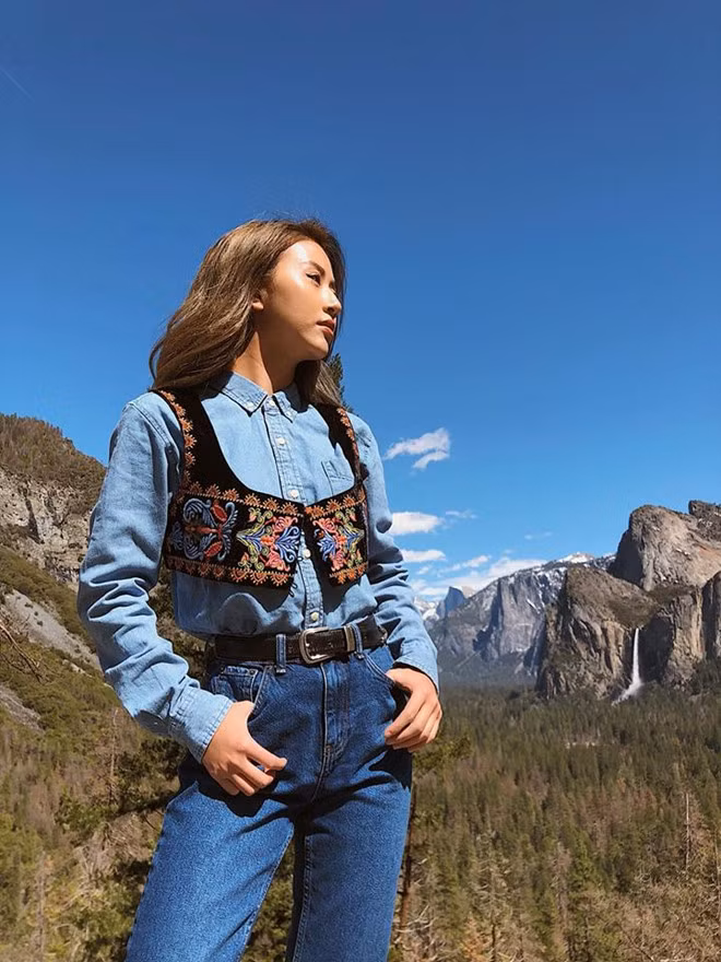 Kieu trang phuc khong the thieu trong tu do cua gioi tre Viet hinh anh 7