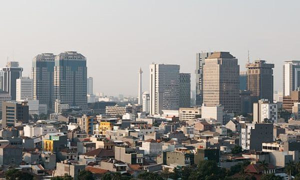 ngo ngang ngoi lang toan biet thu chuc ty xay tren noc toa nha cao tang - 9