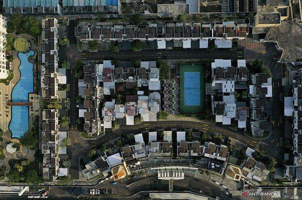 ngo ngang ngoi lang toan biet thu chuc ty xay tren noc toa nha cao tang - 5