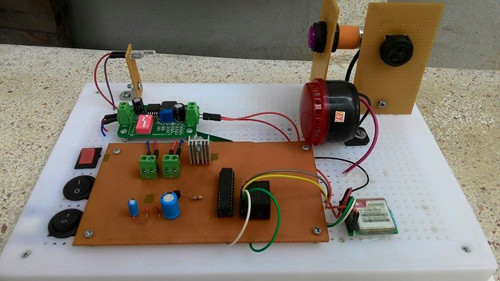 nữ sinh, lớp 12, chế tạo, thiết bị chống trộm, đa diện, từ xa nữ sinh, lớp 12, chế tạo, thiết bị chống trộm, đa diện, từ xa
