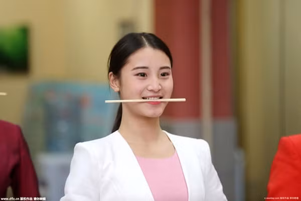 Đột nhập các lò thi nghệ thuật khắc nghiệt chẳng kém gì đào tạo mỹ nhân ở Trung Quốc ảnh 1