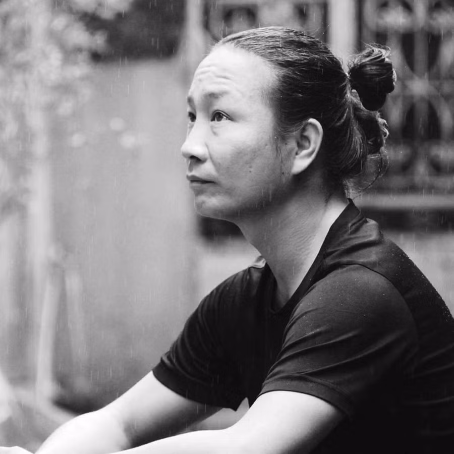 Hoạ sĩ Hùng Rô (Nguyễn Mạnh Hùng).