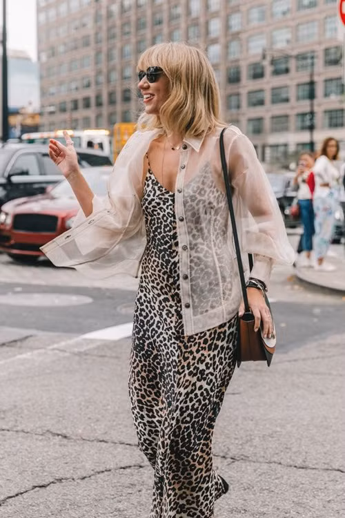 5 kieu mac kem sang hang dau noi cong so hinh anh 6